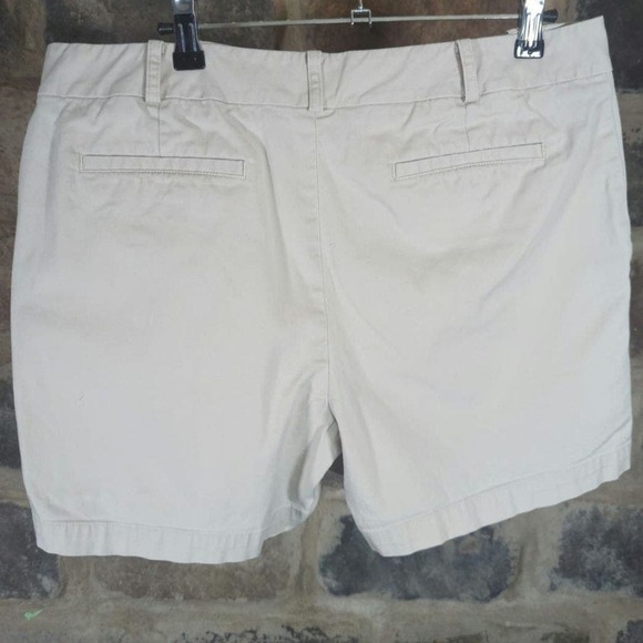 Talbots Shorts Light Tan Khaki Hi-Rise Woman's Size 12 Classic Preppy Summer - Picture 4 of 10